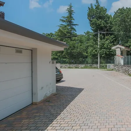 Triestevillas 442 - Chalet In The Nature, Box Auto, Pet Friendly * Padriciano