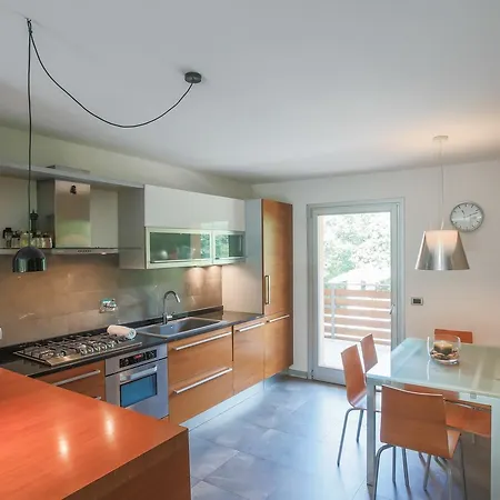 Triestevillas 442 - Chalet In The Nature, Box Auto, Pet Friendly