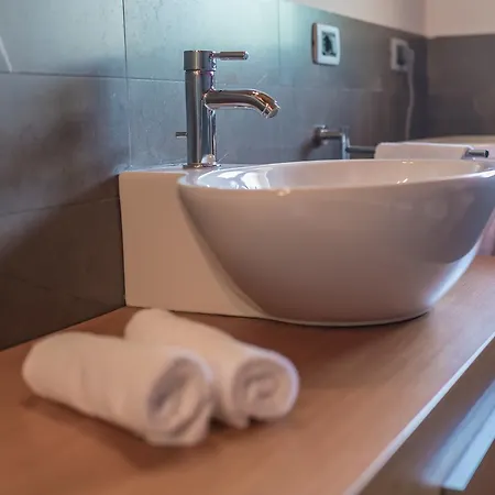 Triestevillas 442 - Chalet In The Nature, Box Auto, Pet Friendly *