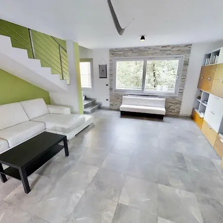 Triestevillas 442 - Chalet In The Nature, Box Auto, Pet Friendly *
