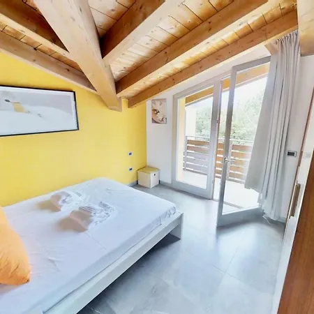 Séjour à la campagne Triestevillas 442 - Chalet In The Nature, Box Auto, Pet Friendly