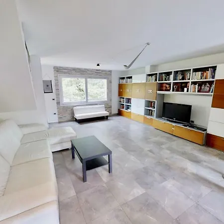 Triestevillas 442 - Chalet In The Nature, Box Auto, Pet Friendly Padriciano